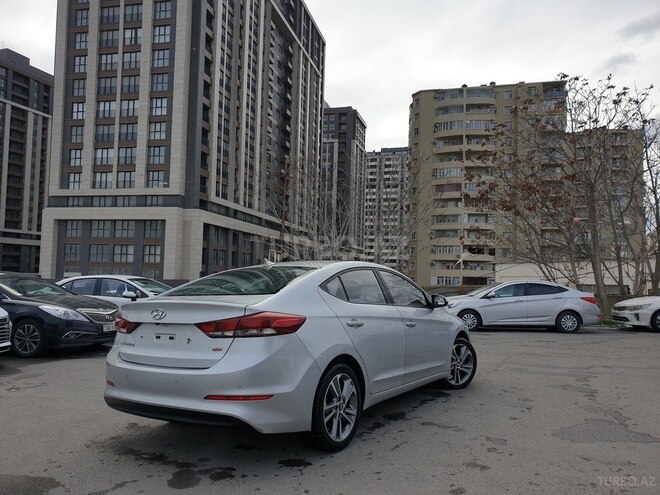Hyundai Avante 2016, 151,000 km - 1.6 л - Bakı