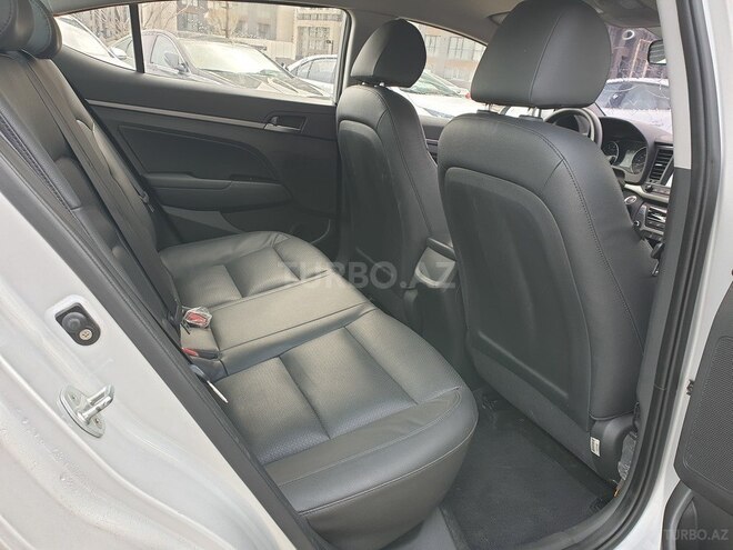Hyundai Avante 2016, 151,000 km - 1.6 л - Bakı