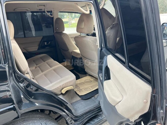 Mitsubishi Pajero 2003, 265,980 km - 2.8 l - Bakı
