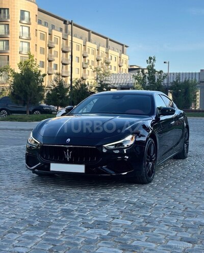 Maserati Ghibli-2