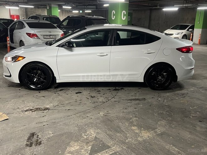 Hyundai Elantra 2018, 89,350 km - 2.0 л - Bakı