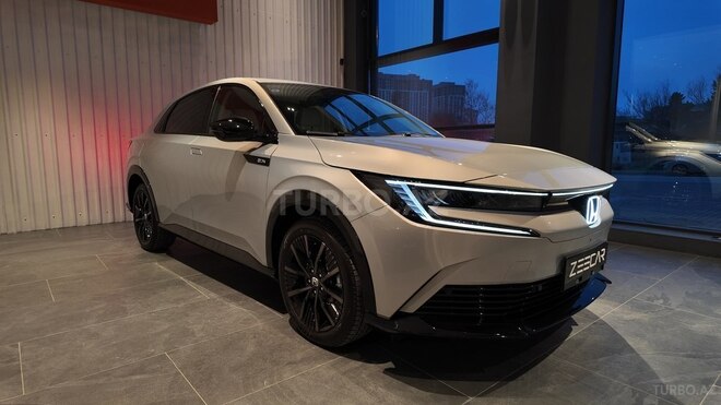 Honda e:NP2-3