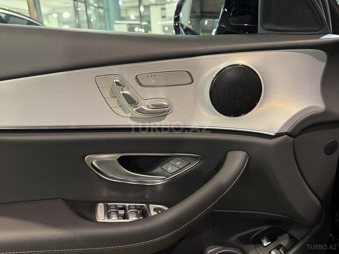 Mercedes E 300 e 2022, 5,900 km - 2.0 l - Bakı