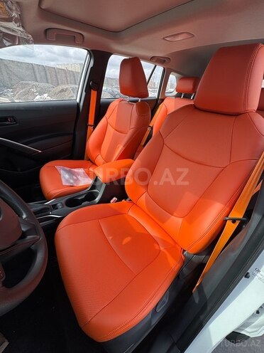 Toyota Corolla Cross 2024, 0 km - 2.0 л - Bakı