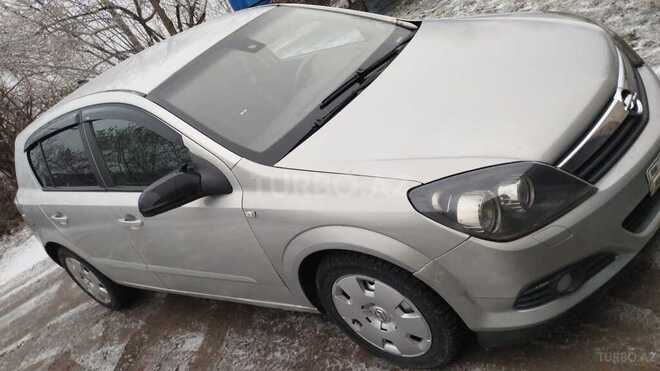 Opel Astra-4
