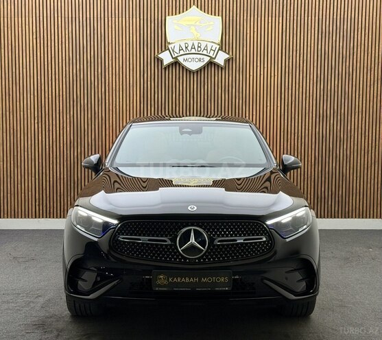 Mercedes GLC 200 4MATIC+ Coupe-1