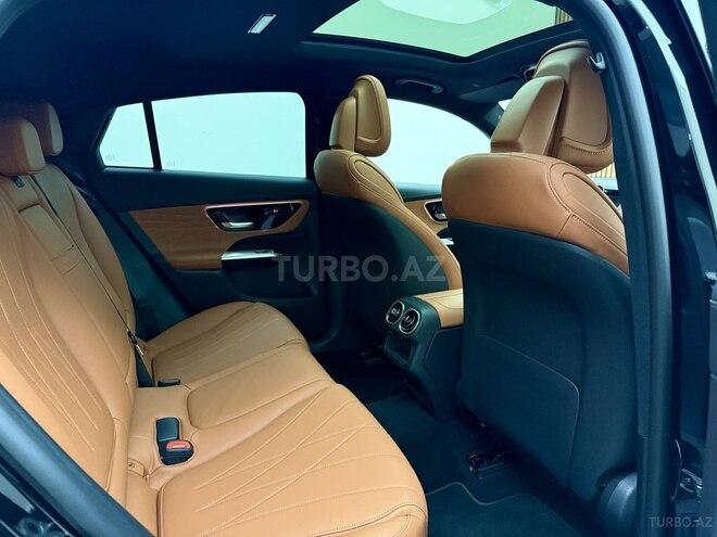 Mercedes GLC 200 4MATIC+ Coupe-18