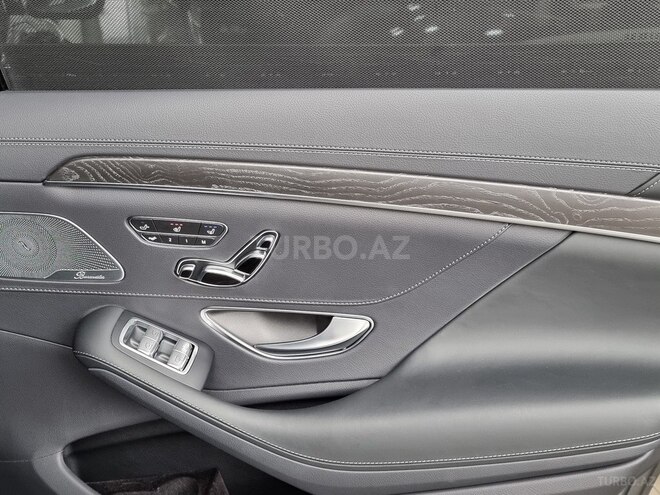 Mercedes S 450 4MATIC-36