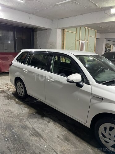 Toyota Corolla Fielder-10