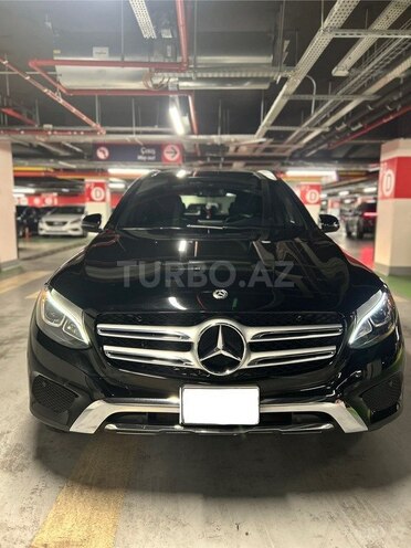 Mercedes GLC 300 4MATIC 2018, 179,000 km - 2.0 l - Bakı