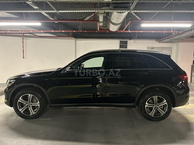 Mercedes GLC 300 4MATIC 2018, 179,000 km - 2.0 l - Bakı