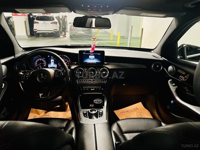Mercedes GLC 300 4MATIC 2018, 179,000 km - 2.0 l - Bakı