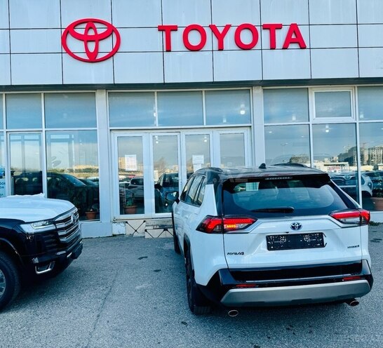 Toyota RAV4-7