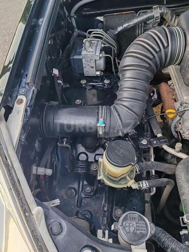 Toyota Land Cruiser Prado 2005, 180,000 km - 4.0 л - Bakı
