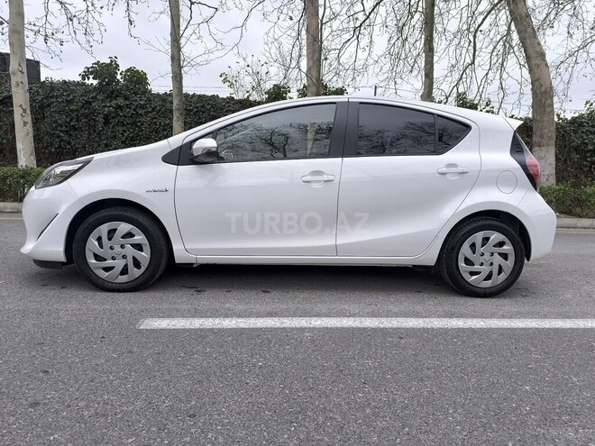 Toyota Aqua 2017, 90,500 km - 1.5 l - Bakı