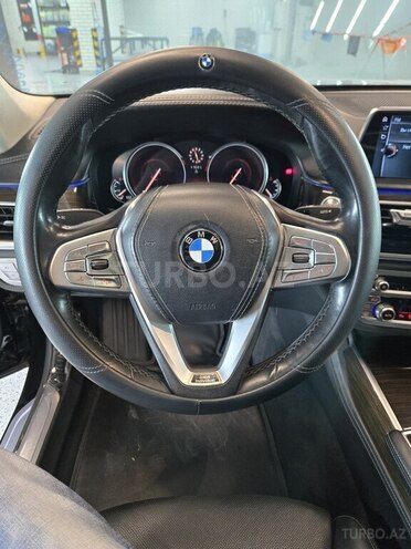 BMW 750 2016, 141,000 km - 4.4 l - Bakı