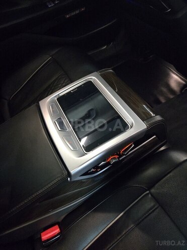 BMW 750 2016, 141,000 km - 4.4 l - Bakı