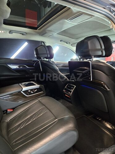 BMW 750 2016, 141,000 km - 4.4 l - Bakı