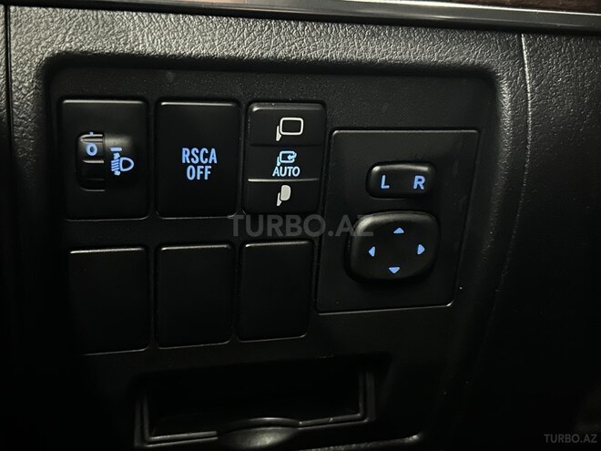 Toyota Land Cruiser 2018, 160,000 km - 4.0 l - Bakı