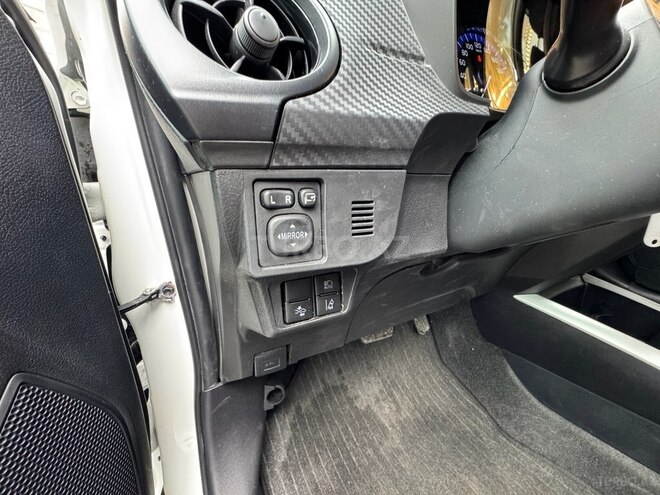 Toyota Corolla Fielder 2019, 156,500 km - 1.5 l - Bakı