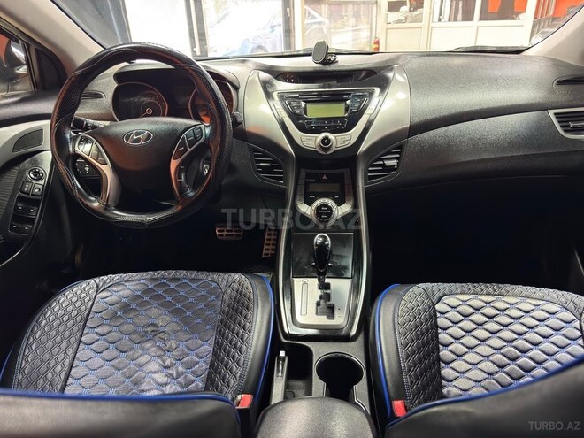Hyundai Elantra 2013, 252,000 km - 1.8 l - Sumqayıt