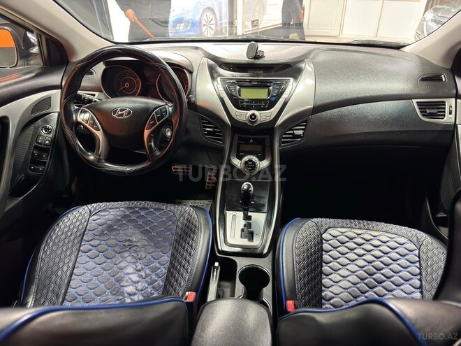Hyundai Elantra 2013, 252,000 km - 1.8 l - Sumqayıt
