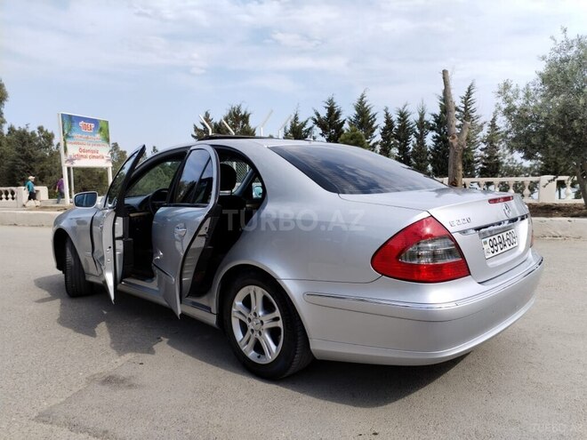 Mercedes E 220 d 2006, 299,000 km - 2.2 л - Bakı