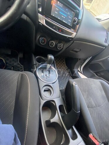Mitsubishi Outlander Sport 2015, 162,000 km - 2.0 л - Bakı