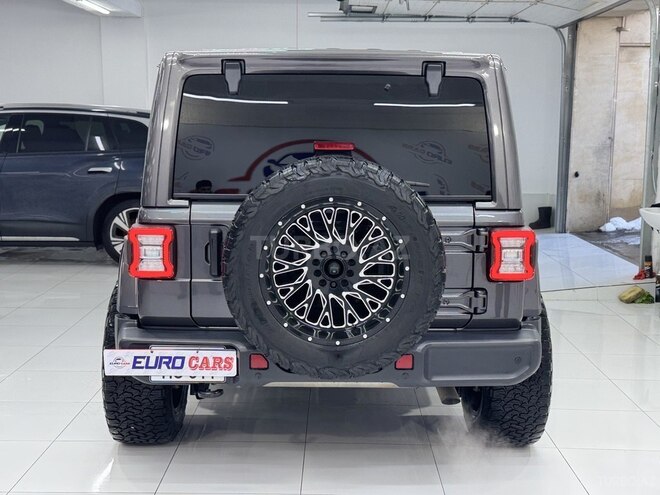Jeep Wrangler-10