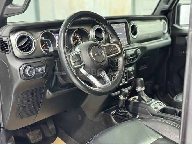 Jeep Wrangler-16