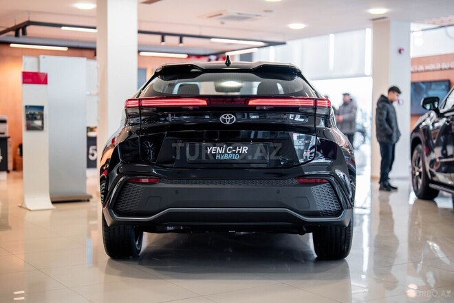 Toyota C-HR-6