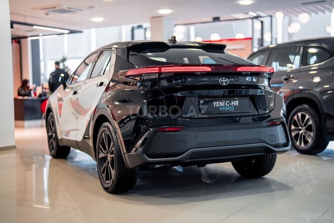 Toyota C-HR-5