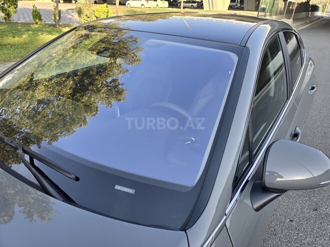 Hyundai Sonata-12