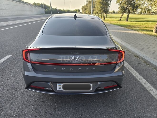 Hyundai Sonata-7