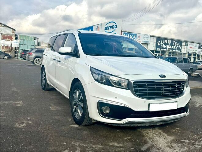 Kia Carnival 2015, 258,000 km - 2.2 l - Bakı