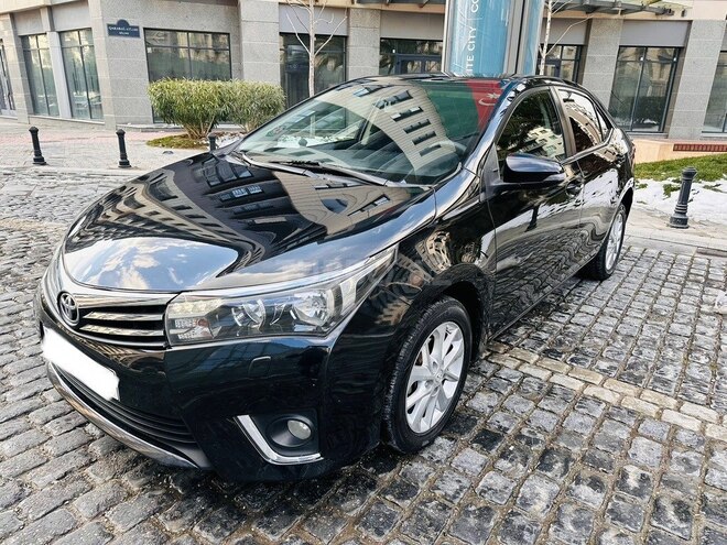 Toyota Corolla 2015, 155,765 km - 1.6 л - Bakı