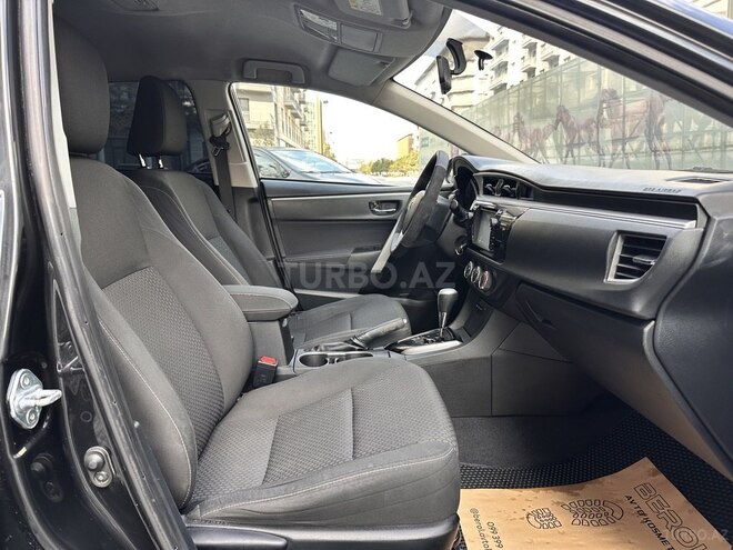 Toyota Corolla 2015, 155,765 km - 1.6 л - Bakı