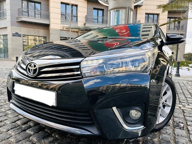 Toyota Corolla 2015, 155,765 km - 1.6 л - Bakı