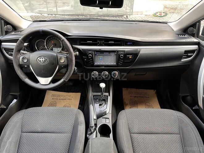 Toyota Corolla 2015, 155,765 km - 1.6 л - Bakı