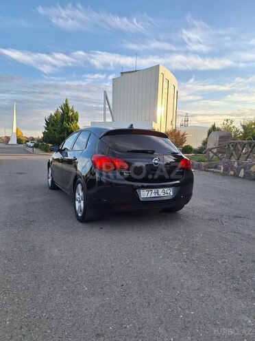 Opel Astra 2011, 285,000 km - 1.3 л - Xaçmaz
