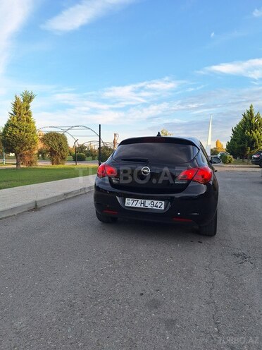 Opel Astra 2011, 285,000 km - 1.3 л - Xaçmaz