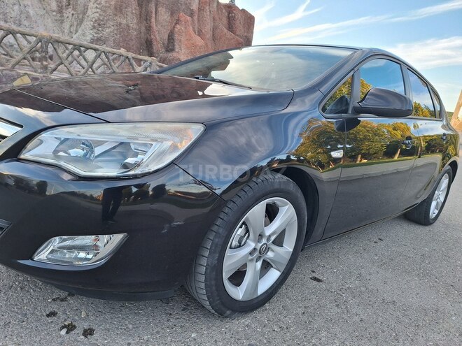 Opel Astra 2011, 285,000 km - 1.3 л - Xaçmaz
