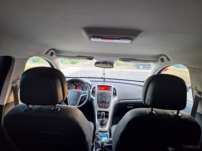 Opel Astra 2011, 285,000 km - 1.3 л - Xaçmaz