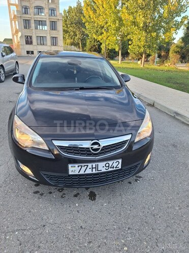 Opel Astra 2011, 285,000 km - 1.3 л - Xaçmaz