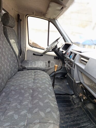 GAZ 330200 2000, 52,000 km - 2.5 l - Şəki