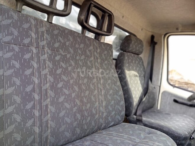 GAZ 330200 2000, 52,000 km - 2.5 l - Şəki
