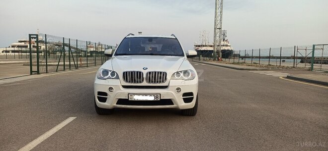 BMW X5 2010, 64,000 km - 4.4 l - Bakı