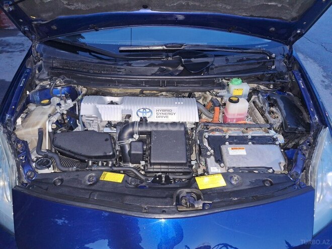 Toyota Prius 2011, 300,000 km - 1.8 l - Bakı
