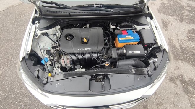 Hyundai Elantra 2016, 140,000 km - 2.0 l - Bakı