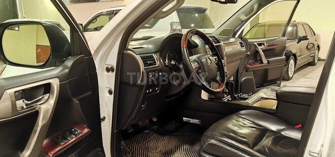 Lexus GX 460 2013, 330,000 km - 4.6 l - Sumqayıt